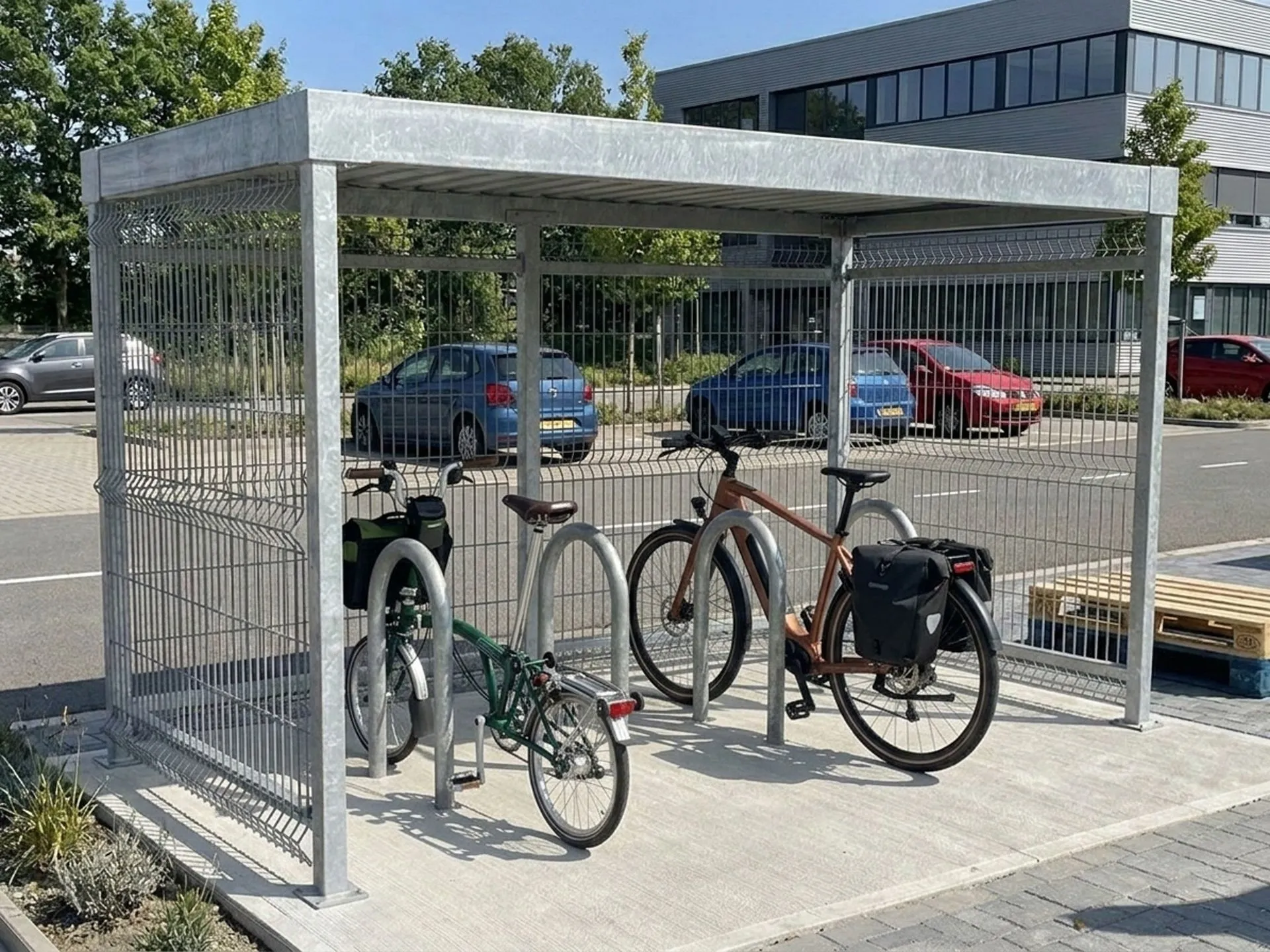 Abri métallique vue secondaire