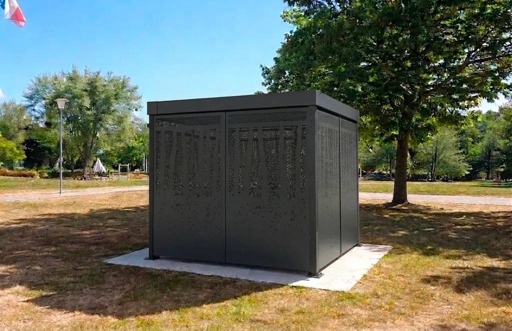 Abri vélos Rachais fermé compact avec parois acier ajourées