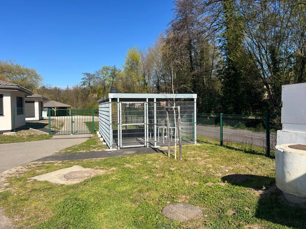 Abri optimal fermé vue.webp