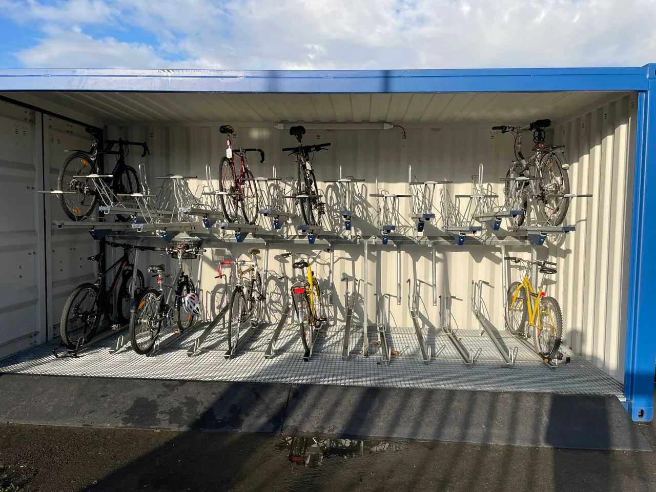 ByCommute installa un ricovero per biciclette presso Chantiers de l'Atlantique a Saint-Nazaire