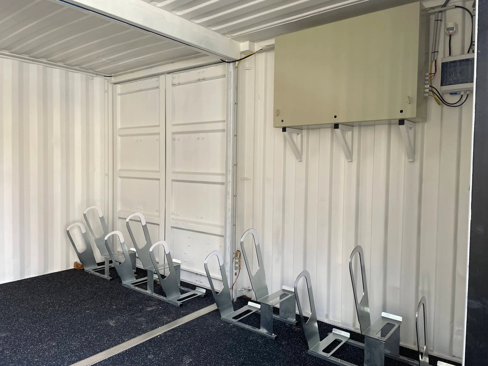 ByCommute installa 3 ricoveri per biciclette presso l'ospedale di Saint-Egrève