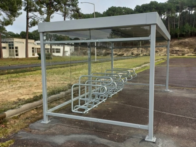 ByCommute installe un abri vélos pour la Direction Générale des Armées à Biscarosse