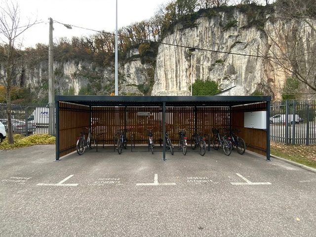 ByCommute installe un abri vélos Bosquet au SDIS 38
