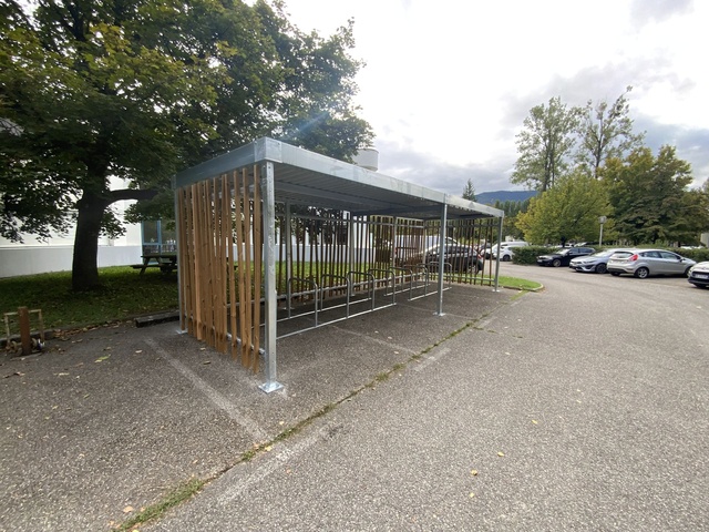 ByCommute installe un abri vélos Jungle à l'EKLORE
