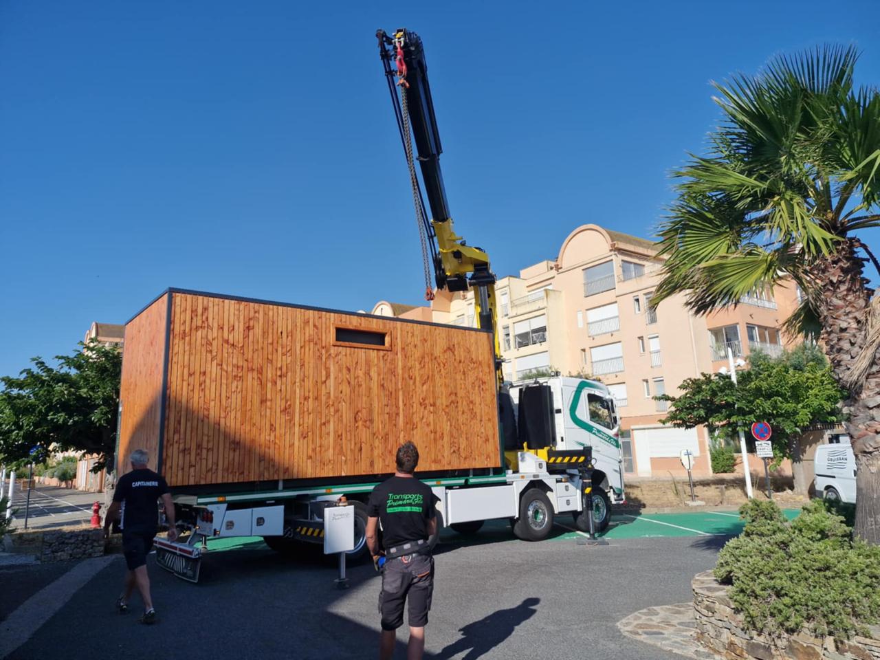 ByCommute installs a Maritime bike shelter in Gruissan